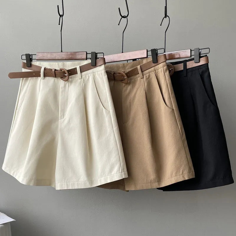 Shorts Eloise™ em Algodão Premium - Suavidade e beleza para uma silhueta encantadora.